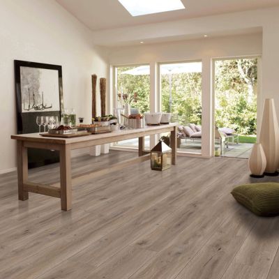 wood look laminate in a Saint Paul dining room